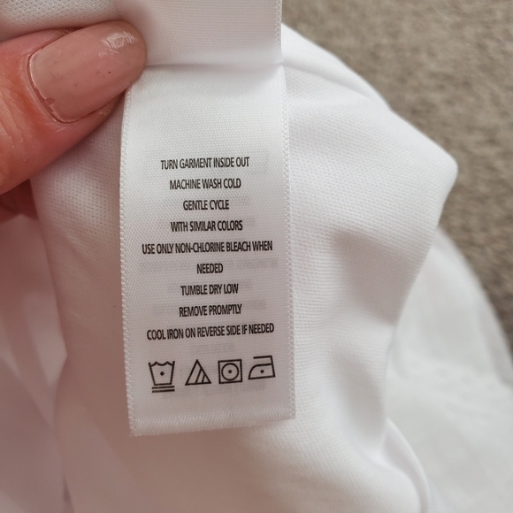 Women's Dress - Picture 9 of 11